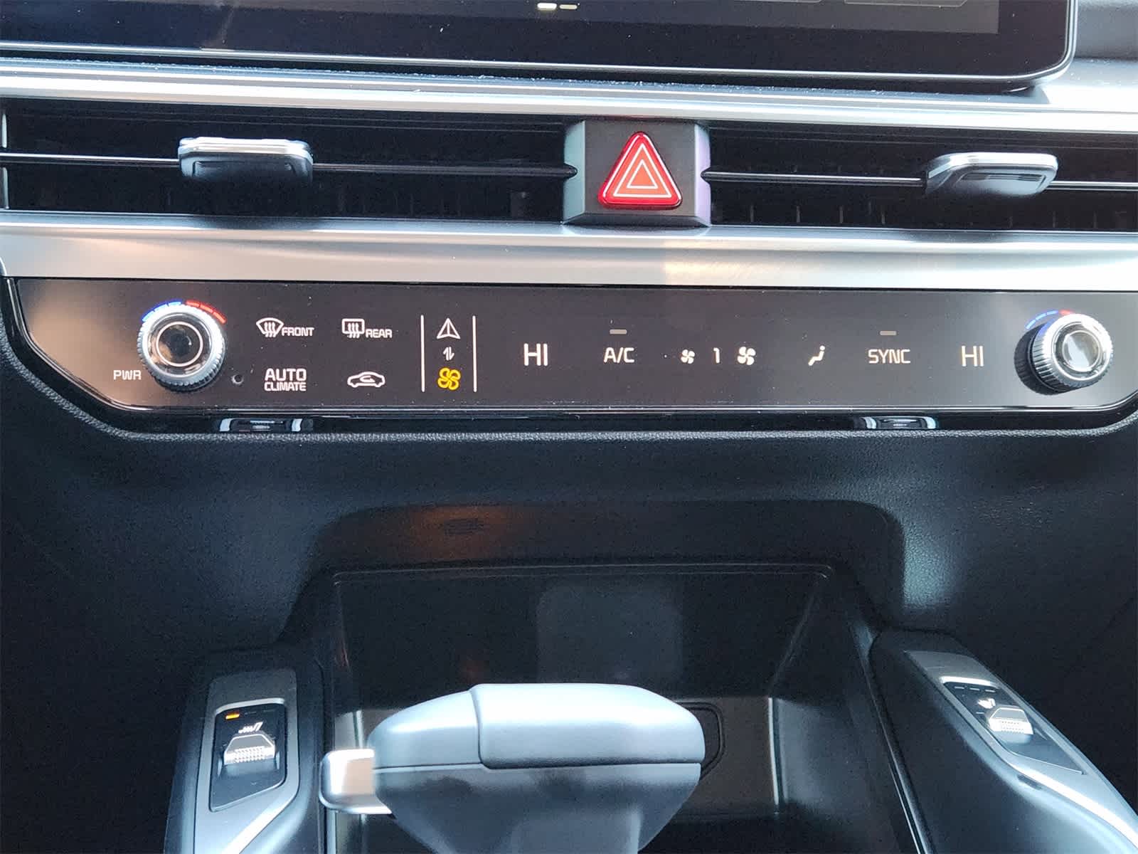 Thumbnail: 2026 Kia Sorento - 17