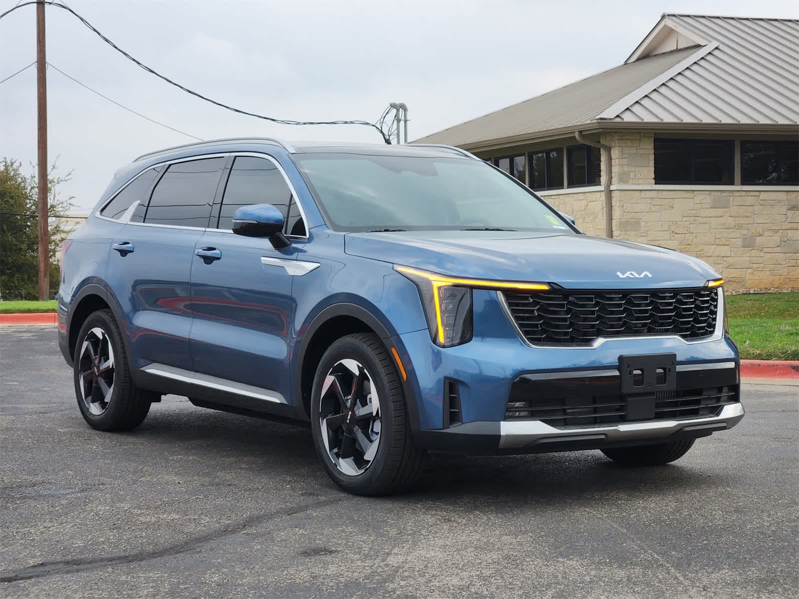 Thumbnail: 2026 Kia Sorento - 3