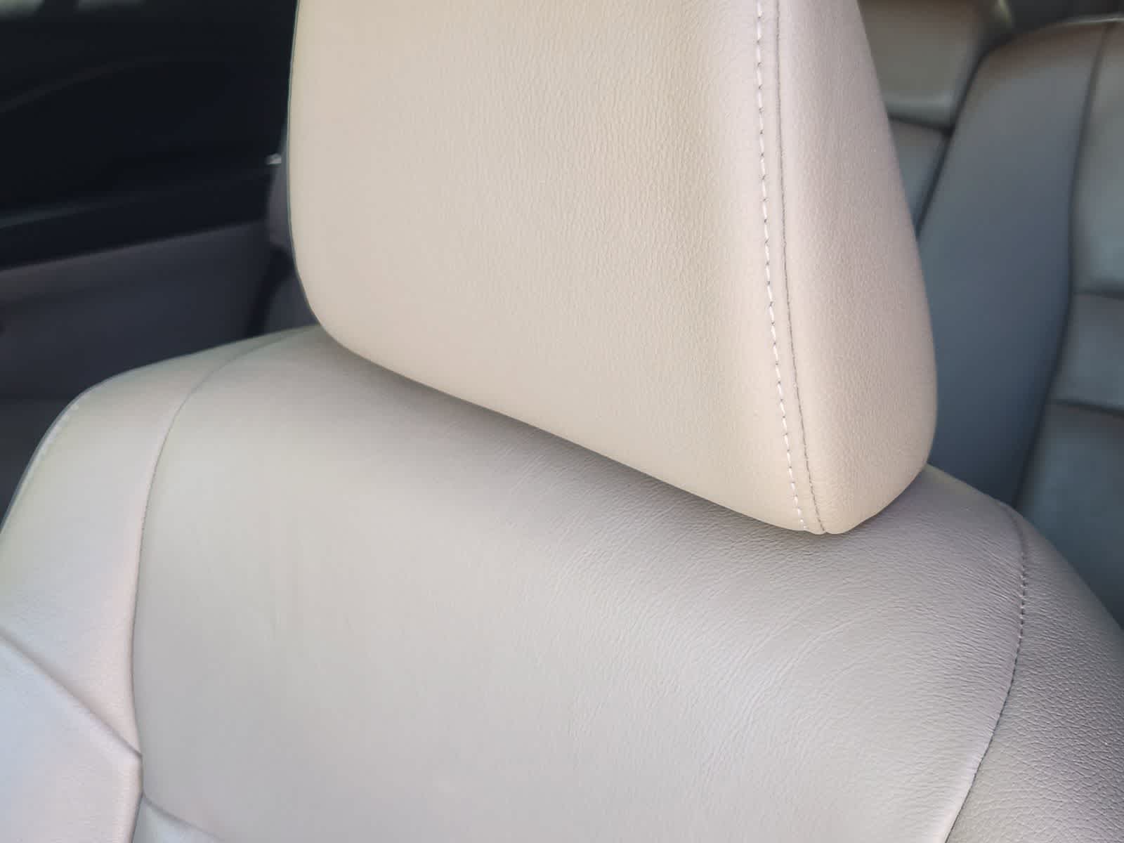 Thumbnail: 2016 Honda Pilot - 15