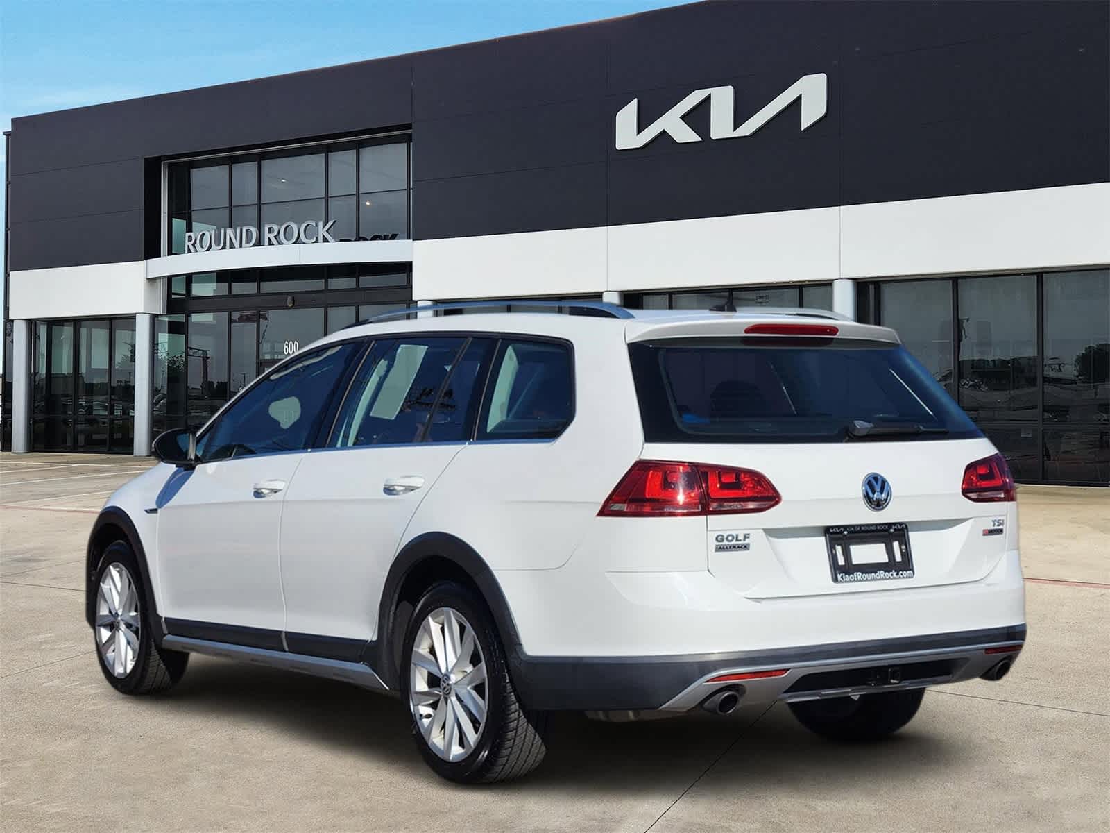 Thumbnail: 2017 Volkswagen Golf - 5