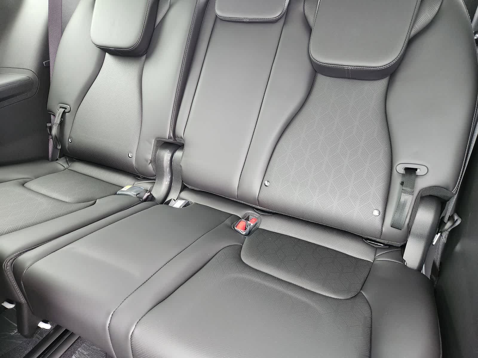 Thumbnail: 2026 Kia Carnival - 23