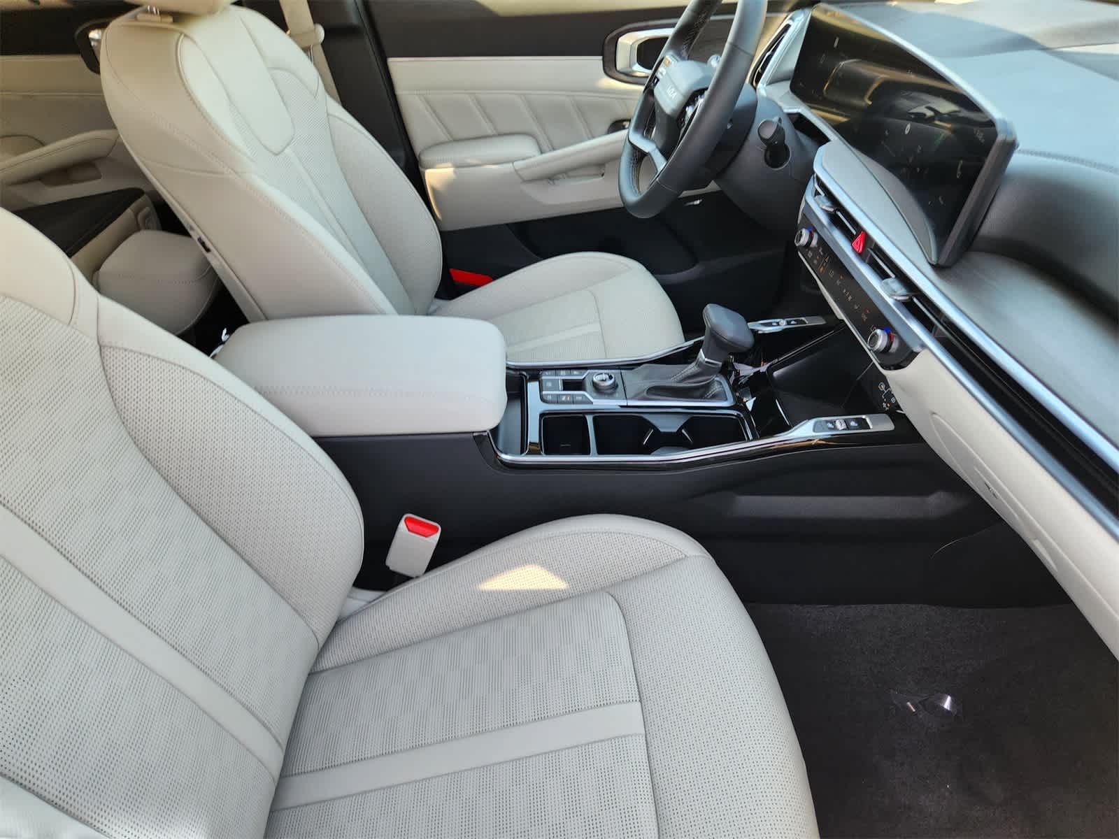 Thumbnail: 2026 Kia Sorento - 12