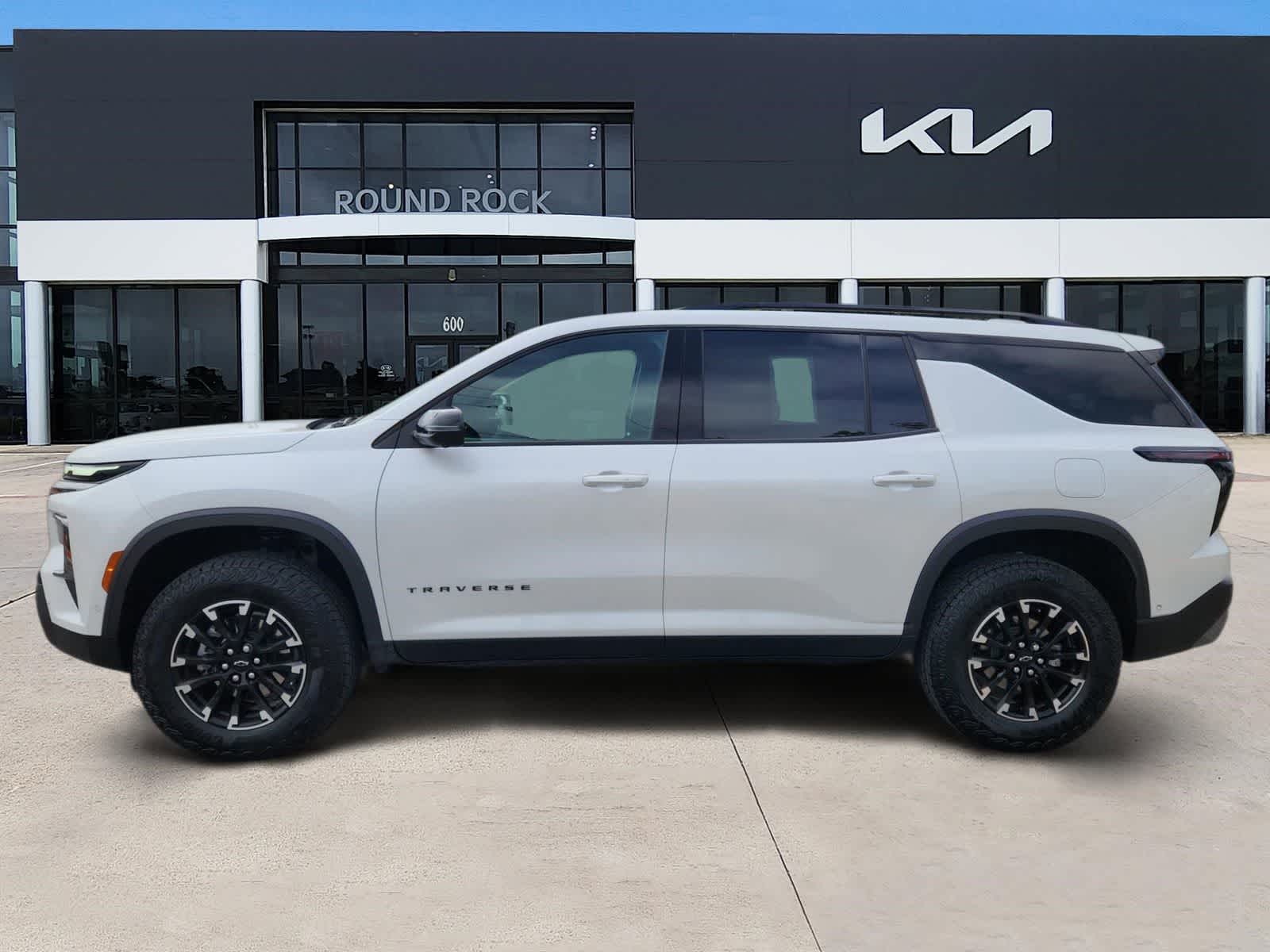 Thumbnail: 2024 Chevrolet Traverse - 4