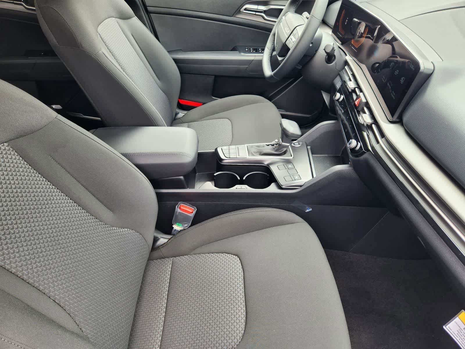Thumbnail: 2026 Kia Sportage - 12