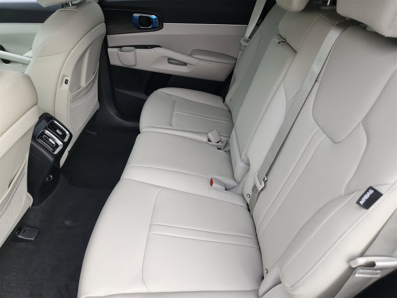 Thumbnail: 2026 Kia Sorento - 23