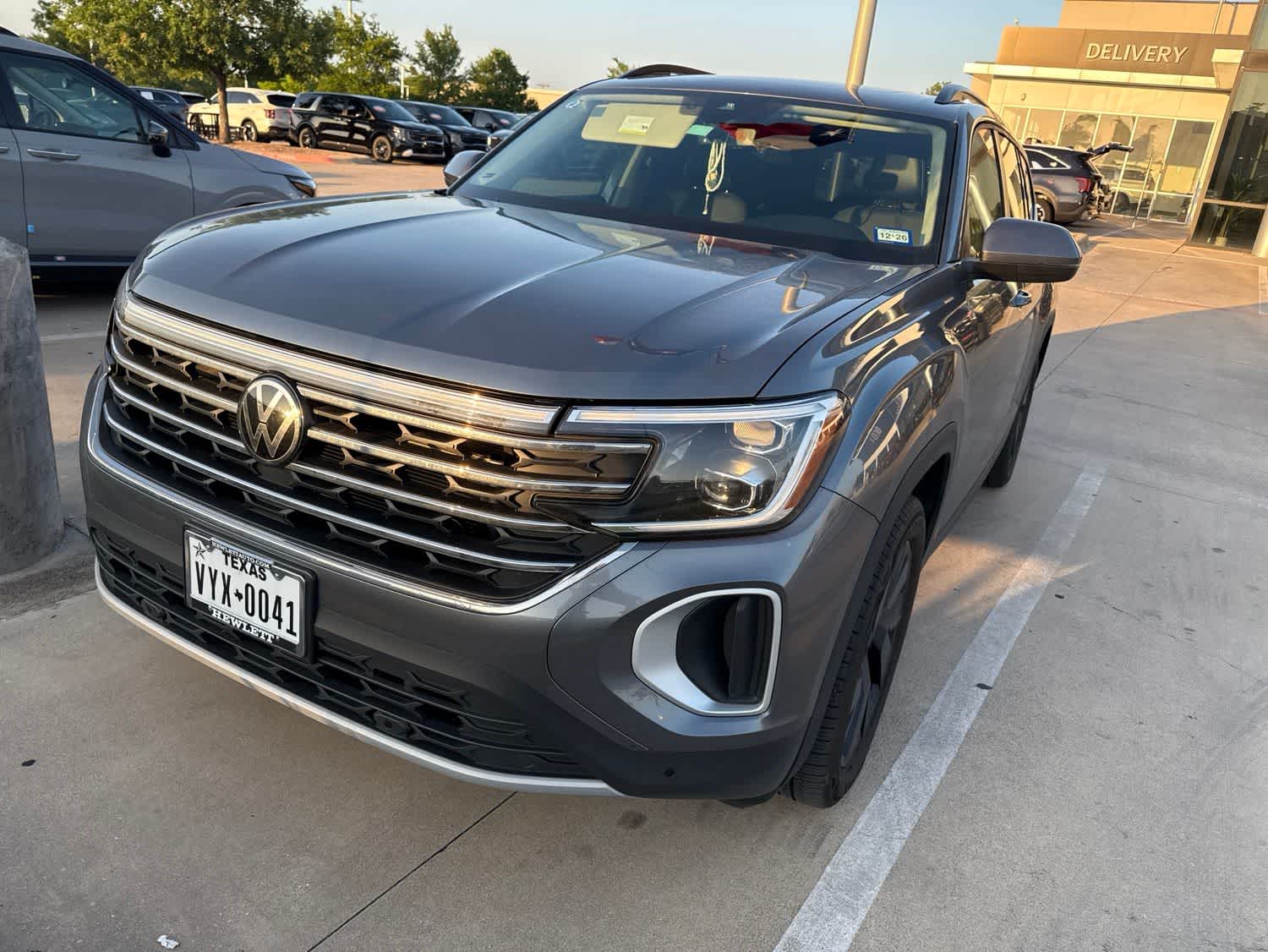 Thumbnail: 2024 Volkswagen Atlas - 1