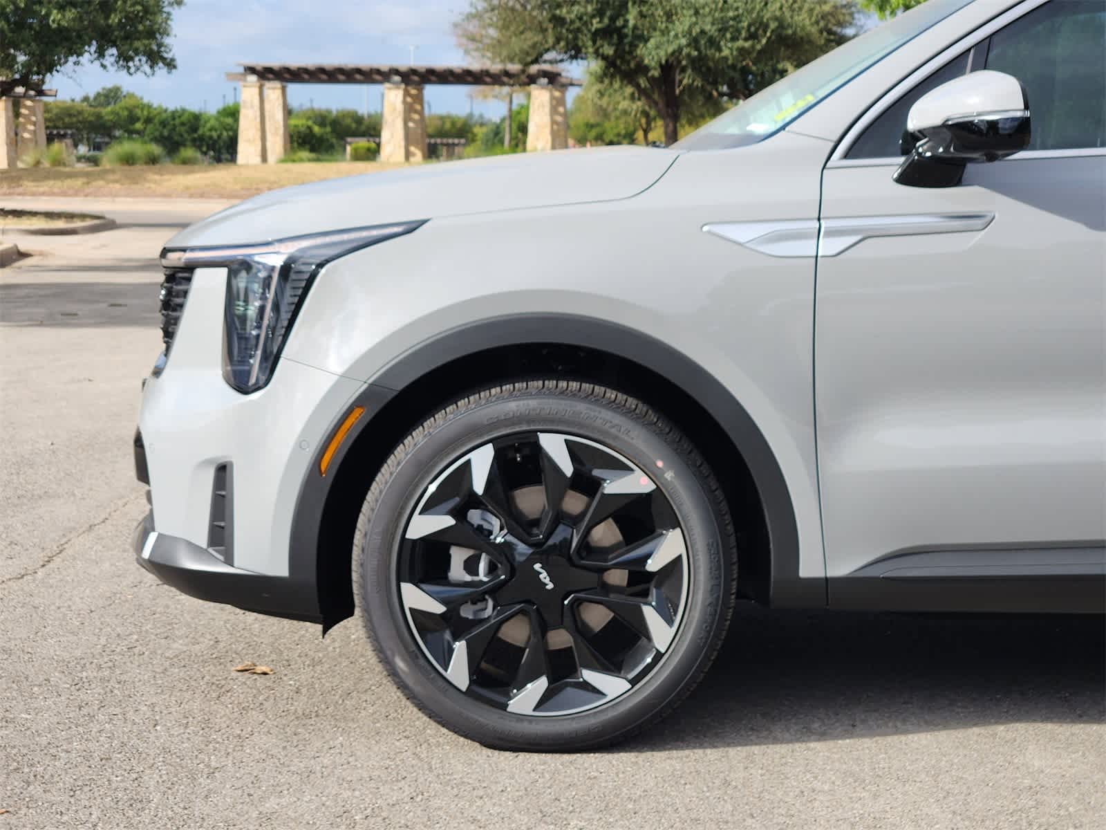 Thumbnail: 2026 Kia Sorento - 7