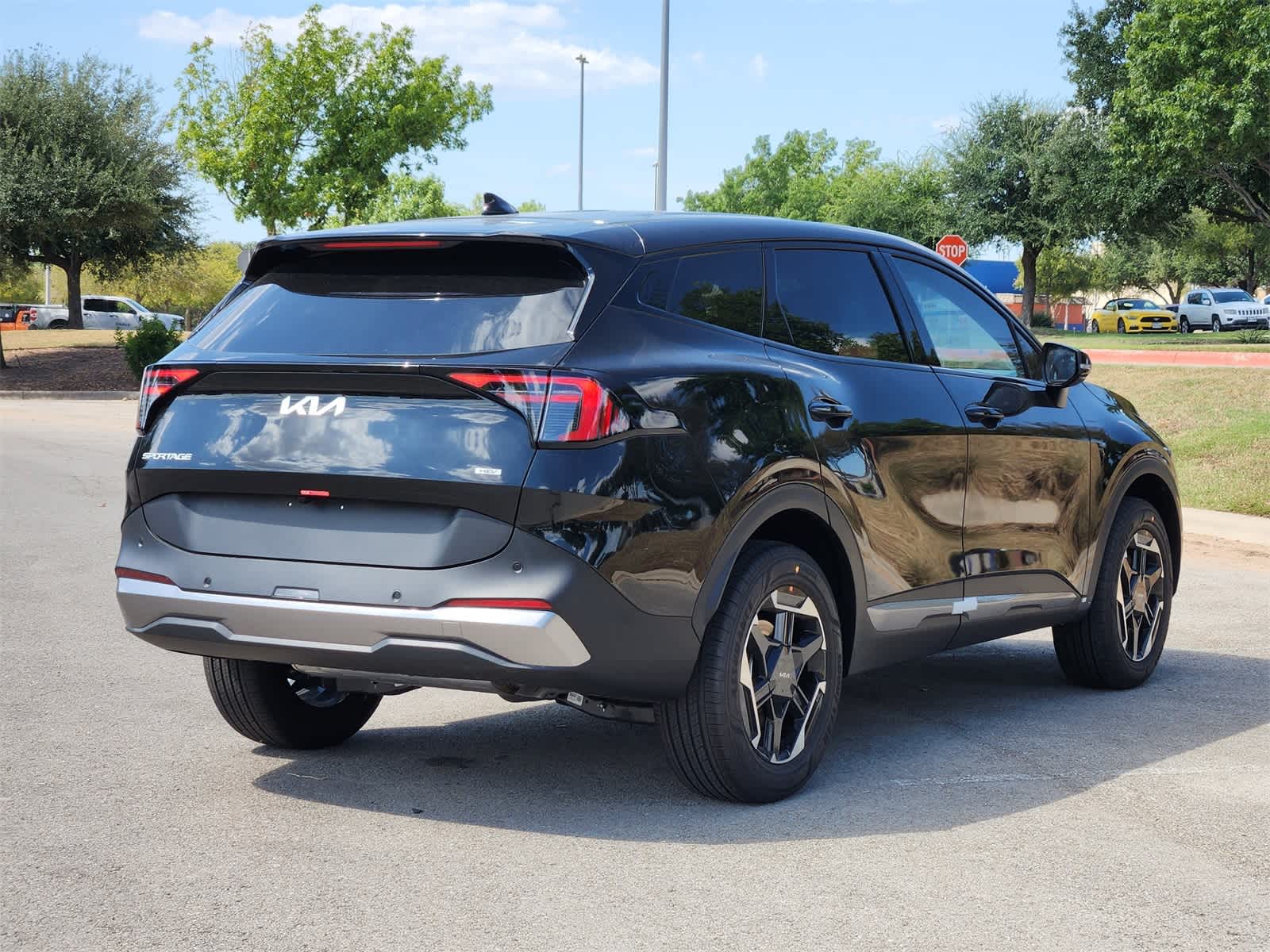 Thumbnail: 2026 Kia Sportage - 4