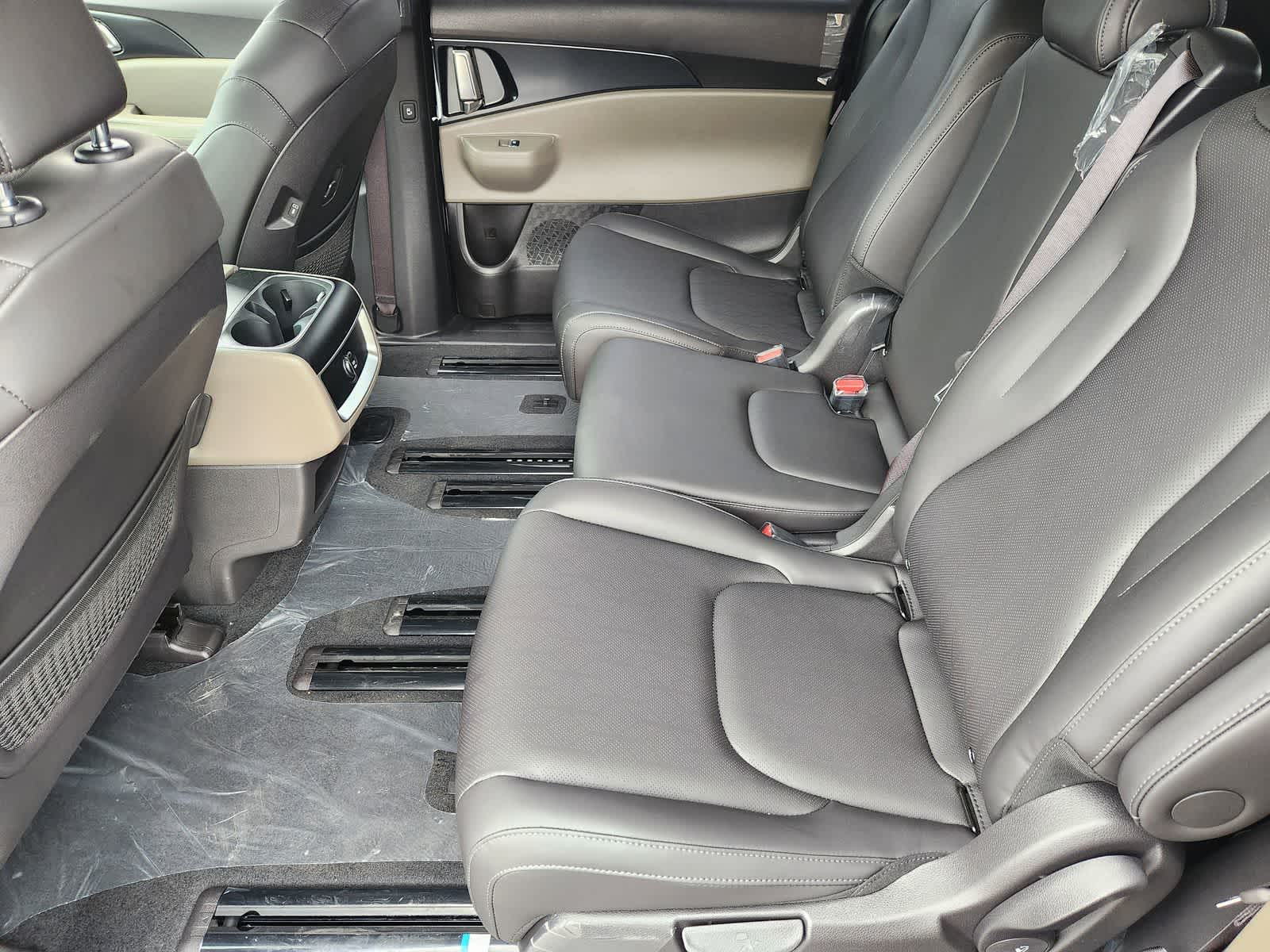 Thumbnail: 2026 Kia Carnival - 20
