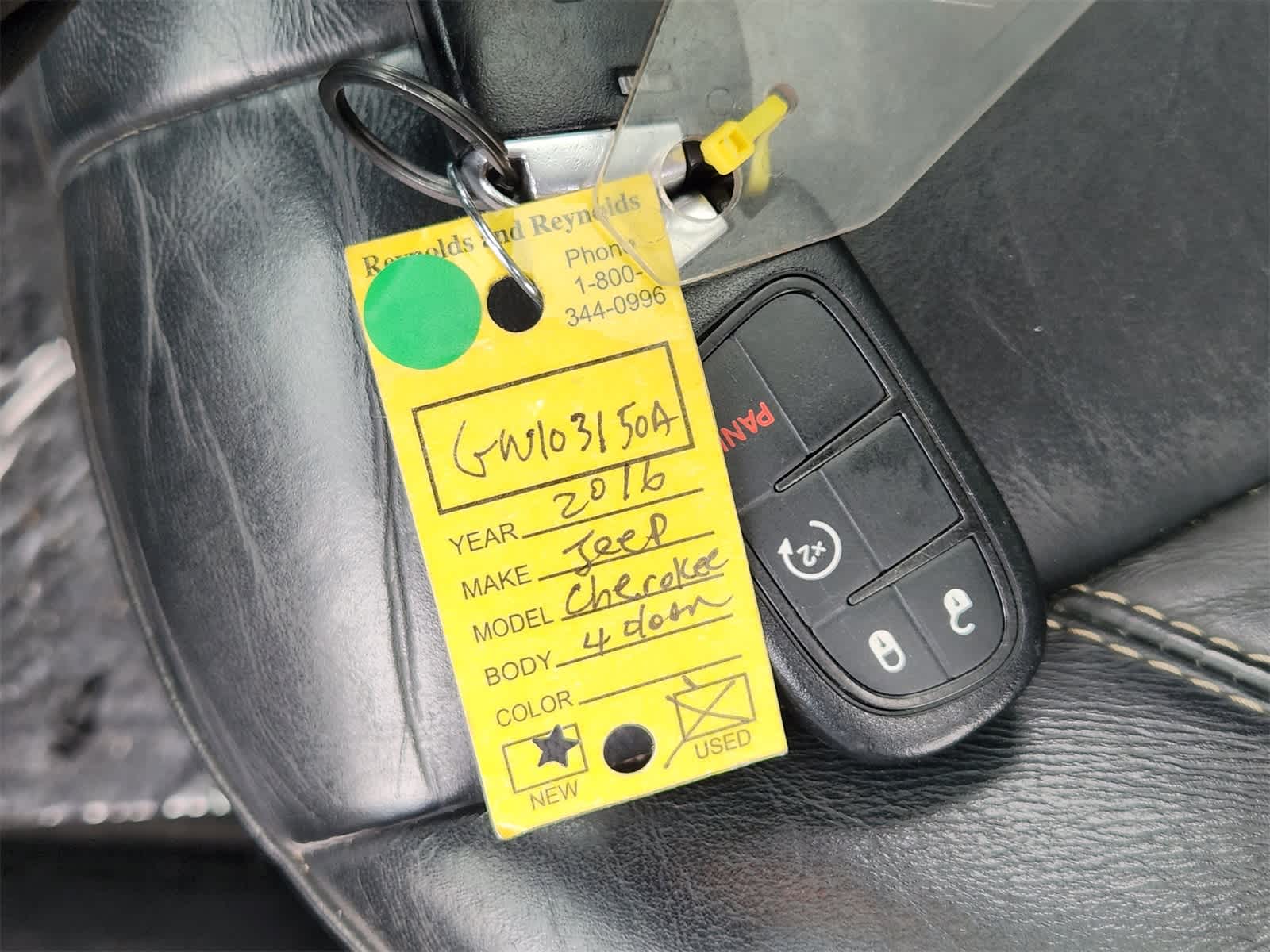 Thumbnail: 2016 Jeep Cherokee - 34