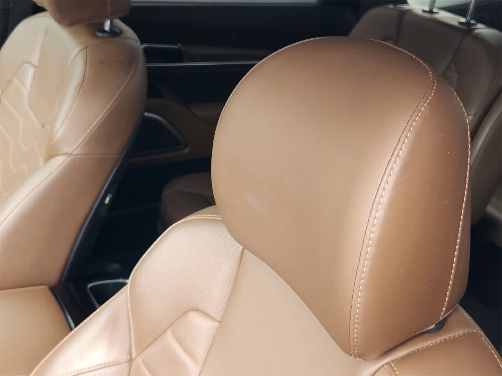 Thumbnail: 2022 Kia Telluride - 14