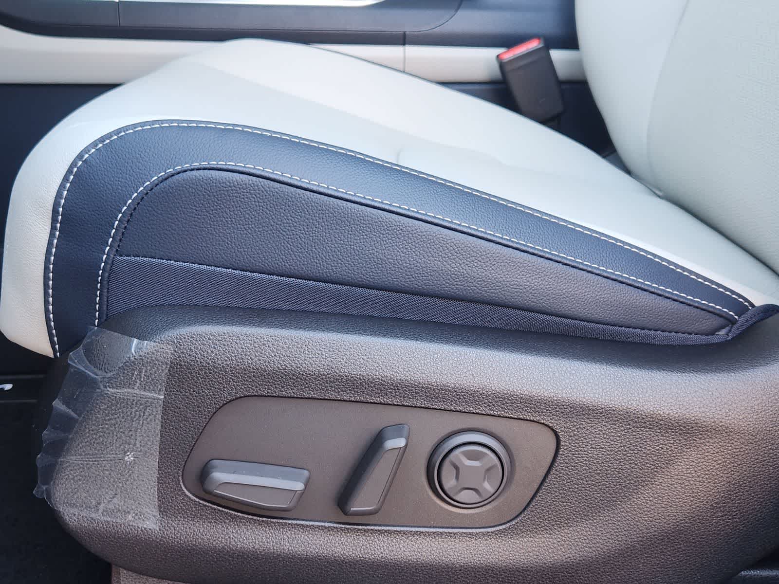 Thumbnail: 2026 Kia Carnival - 21