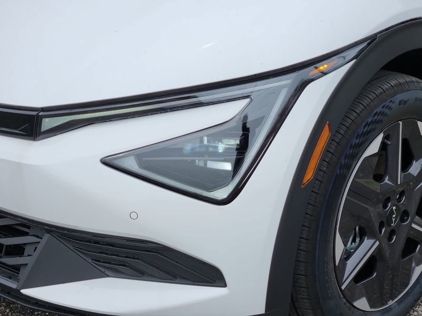Thumbnail: 2026 Kia EV6 - 7
