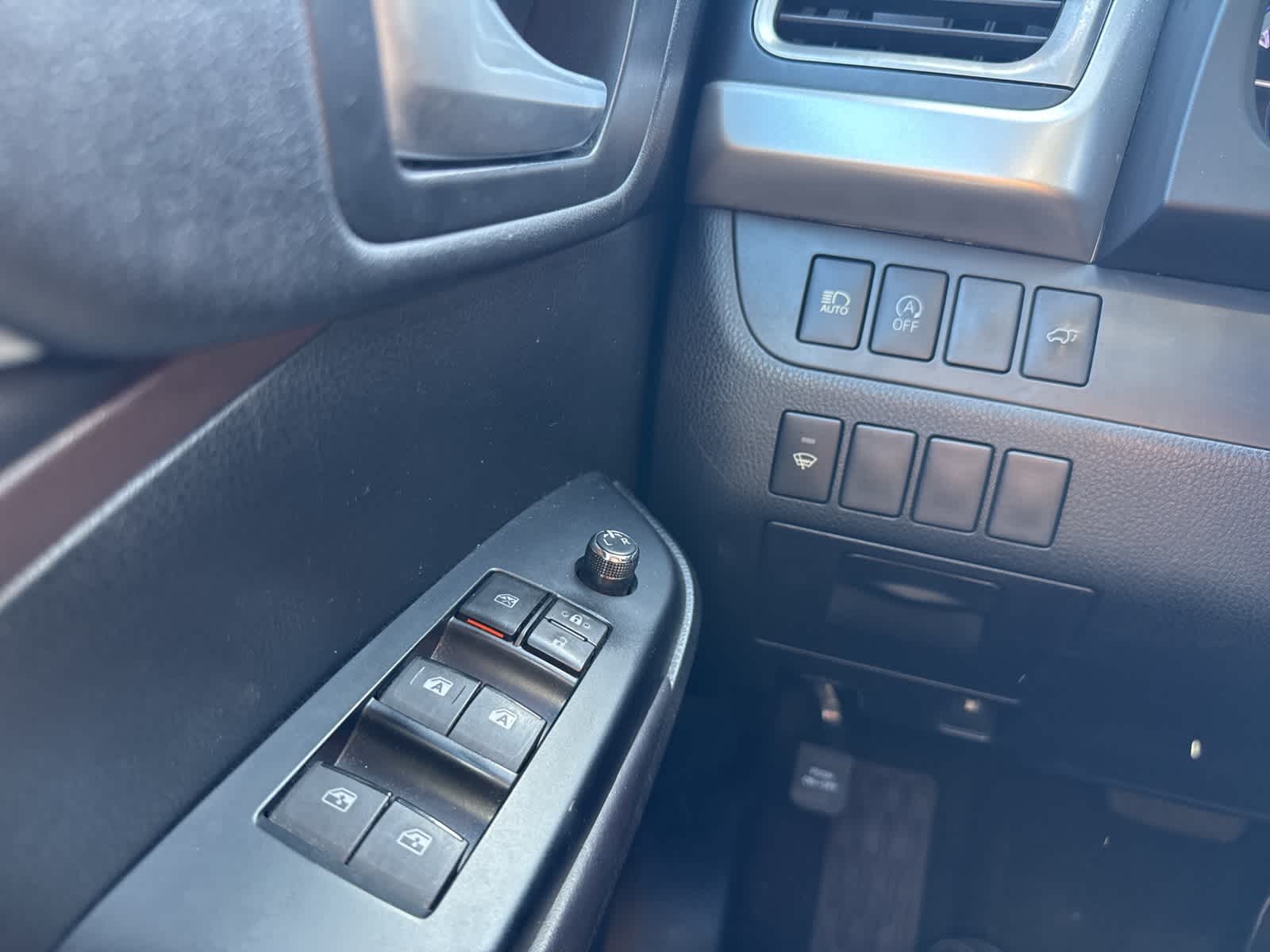 2017 Toyota Highlander XLE 13