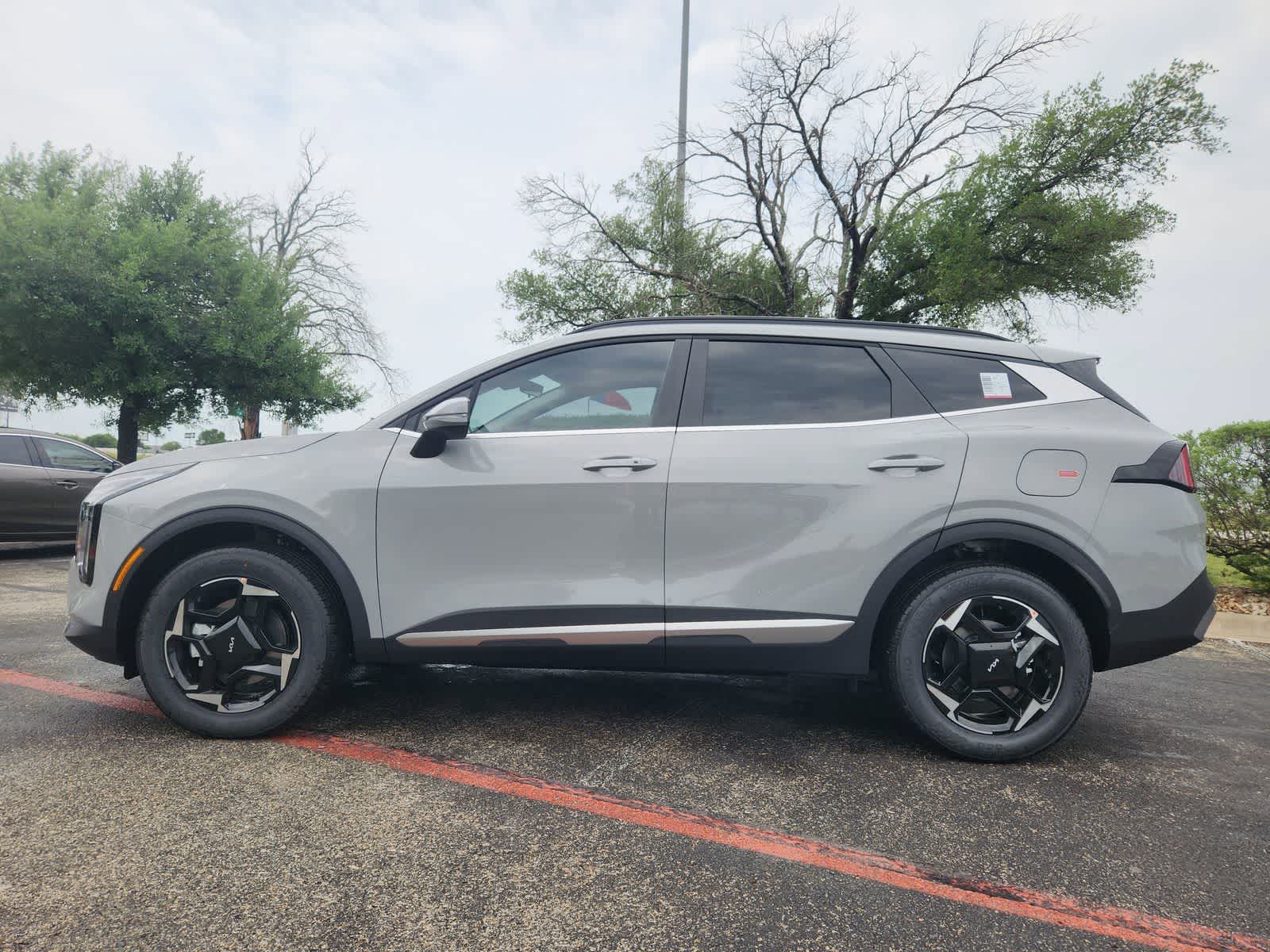 Thumbnail: 2026 Kia Sportage - 3