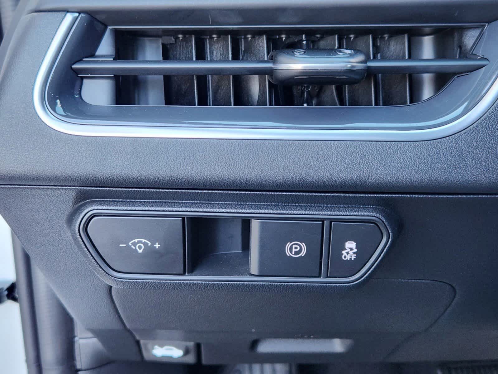 Thumbnail: 2025 Kia K4 - 17