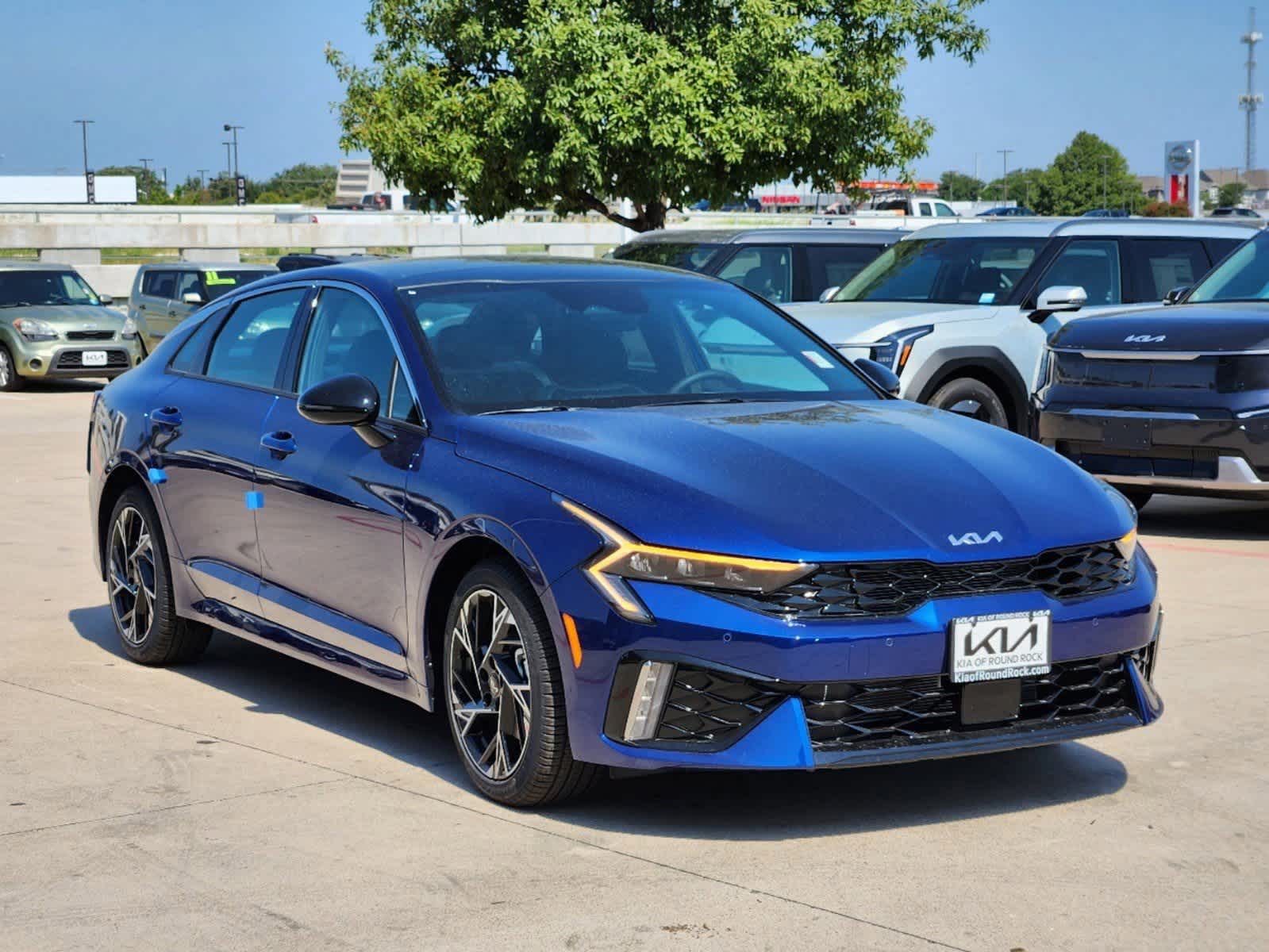 Thumbnail: 2025 Kia K5 - 2