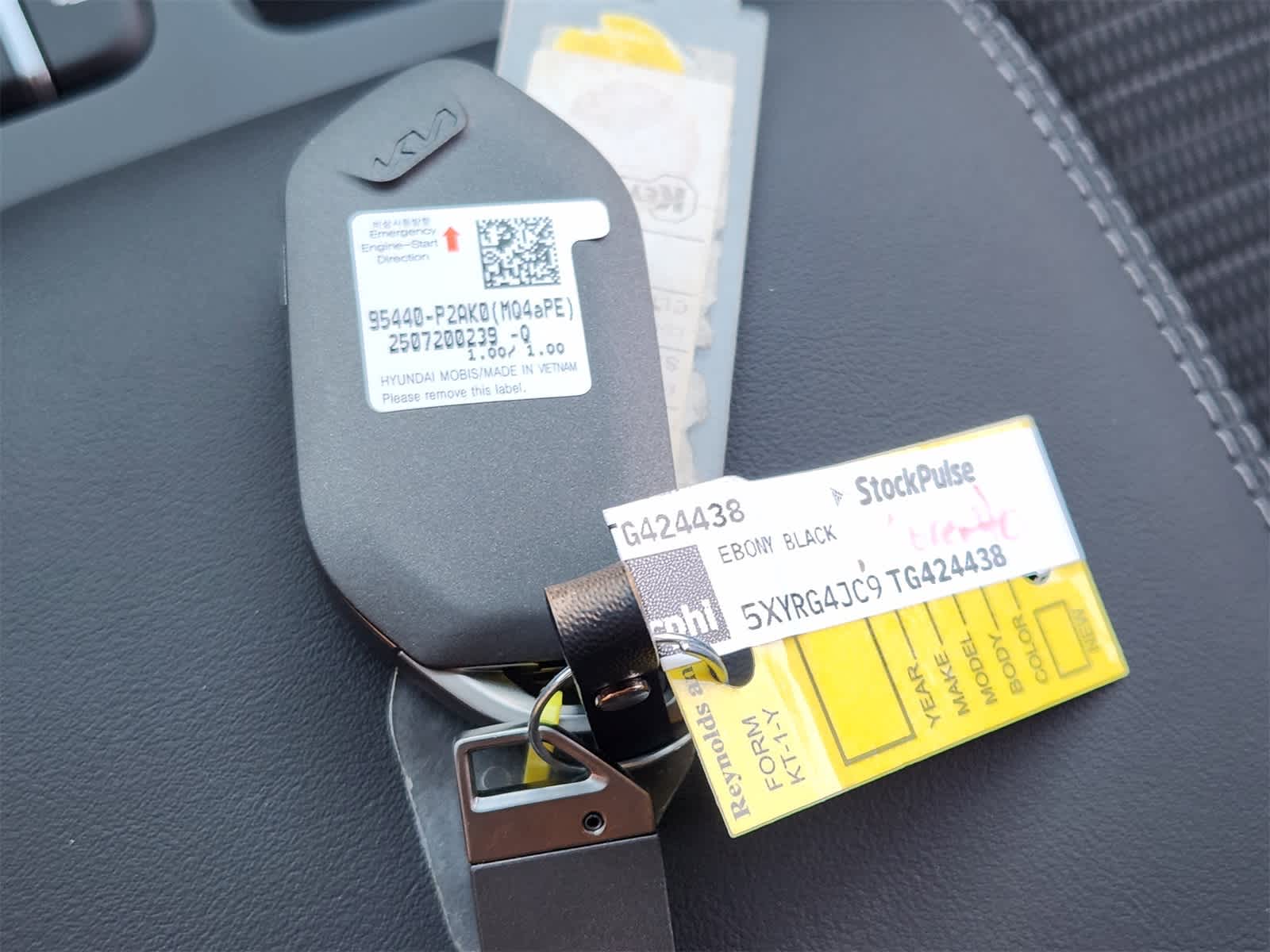 Thumbnail: 2026 Kia Sorento - 30