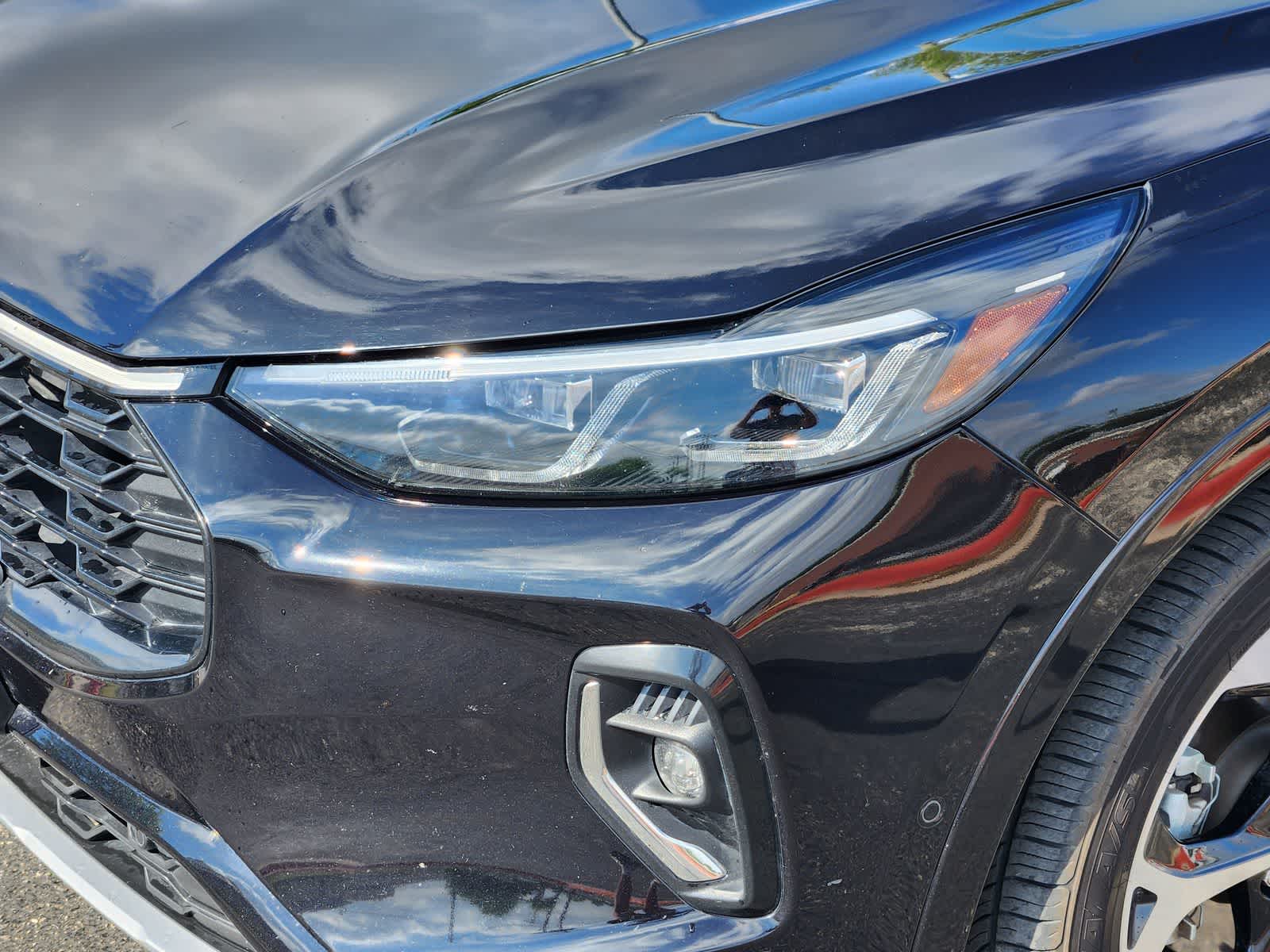 Thumbnail: 2023 Ford Escape - 7