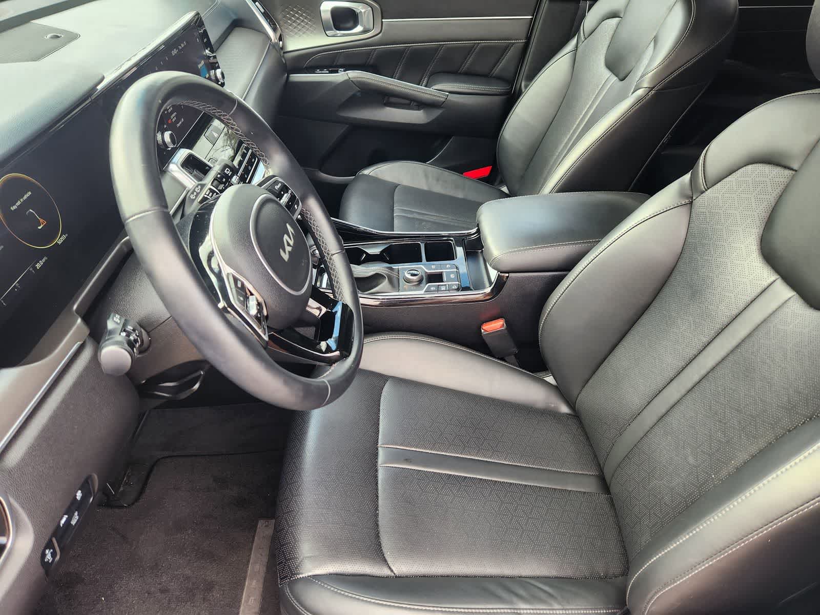 Thumbnail: 2023 Kia Sorento - 13