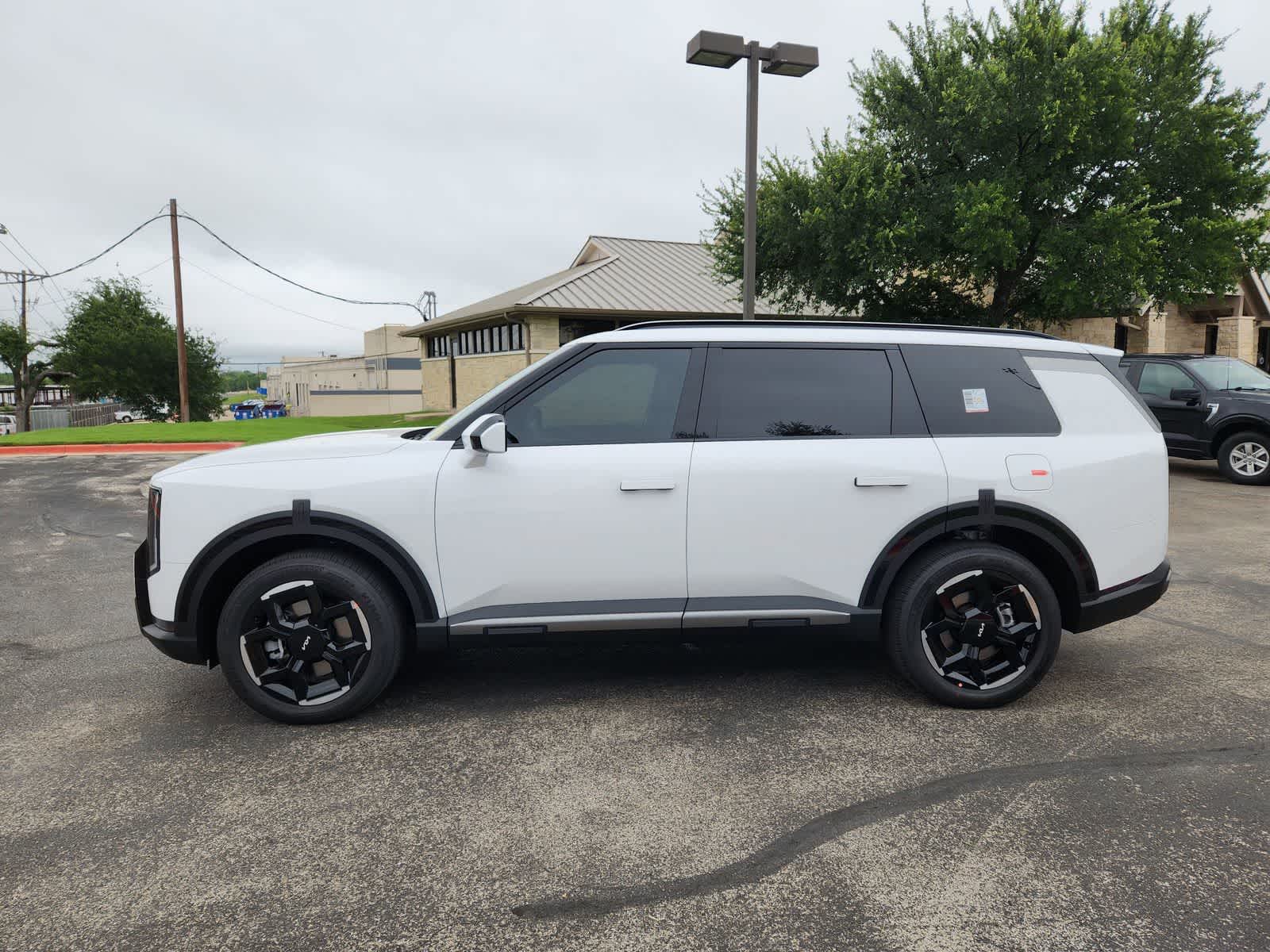 Thumbnail: 2027 Kia Telluride - 4