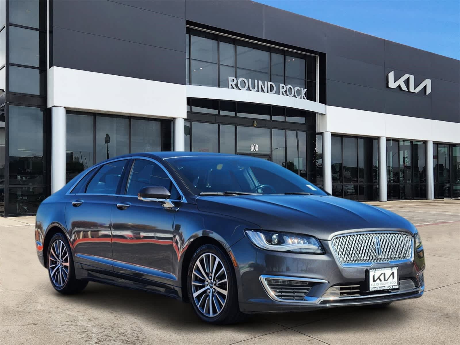 Thumbnail: 2019 Lincoln MKZ - 3