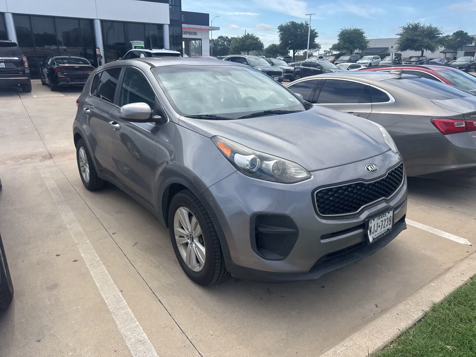 Thumbnail: 2017 Kia Sportage - 3