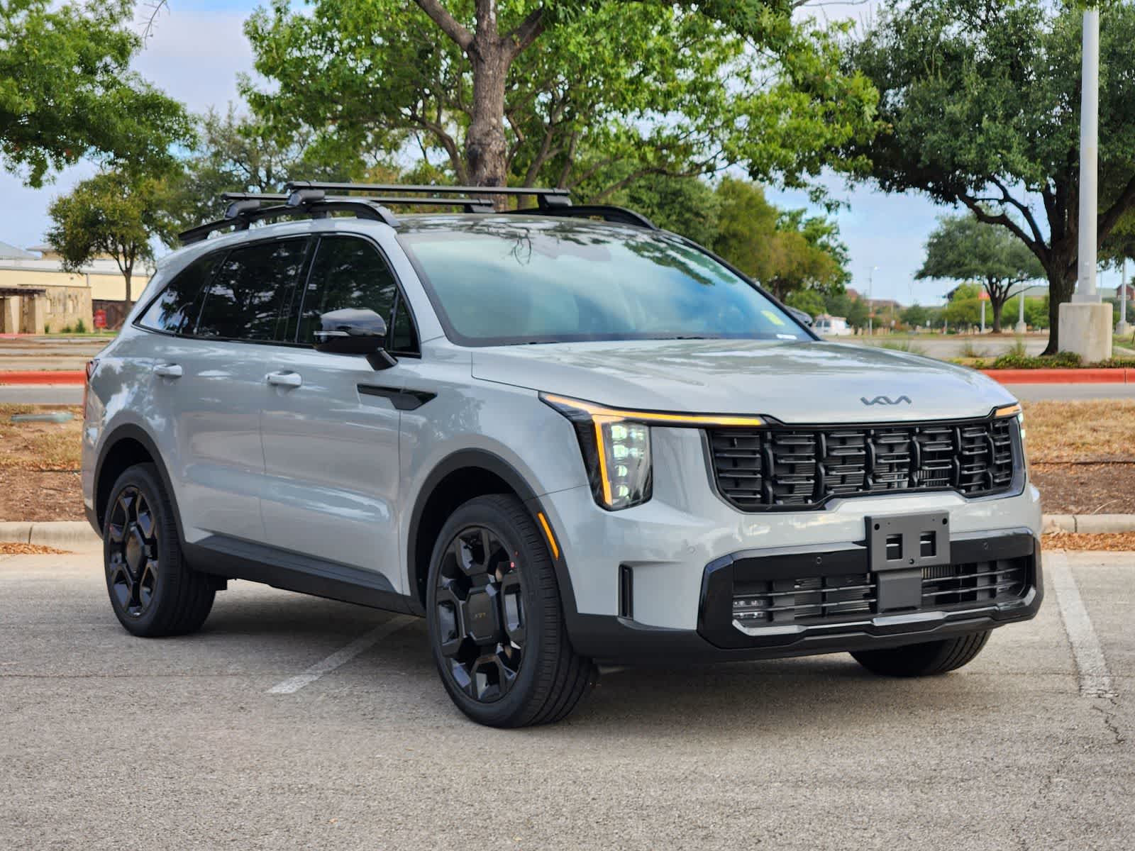 Thumbnail: 2026 Kia Sorento - 2
