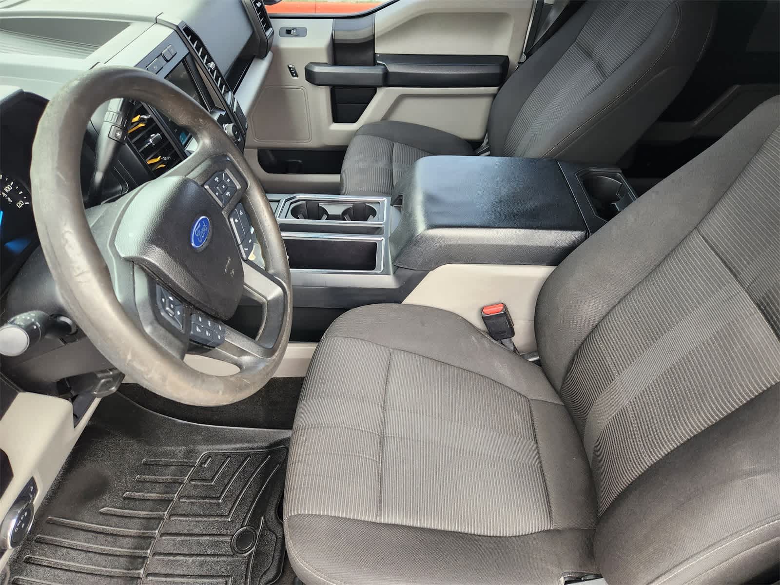 Thumbnail: 2017 Ford F-150 - 13