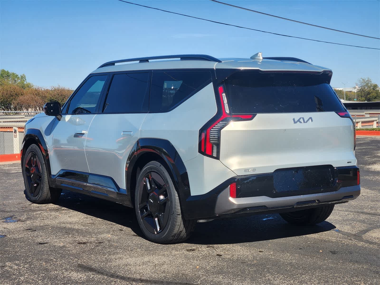 Thumbnail: 2026 Kia EV9 - 6