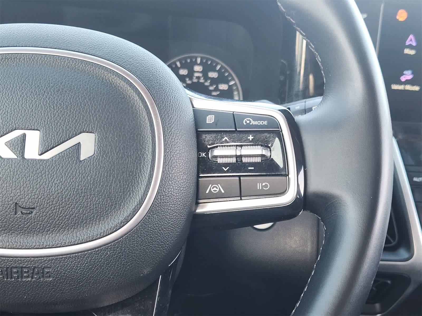 Thumbnail: 2022 Kia Sorento - 27