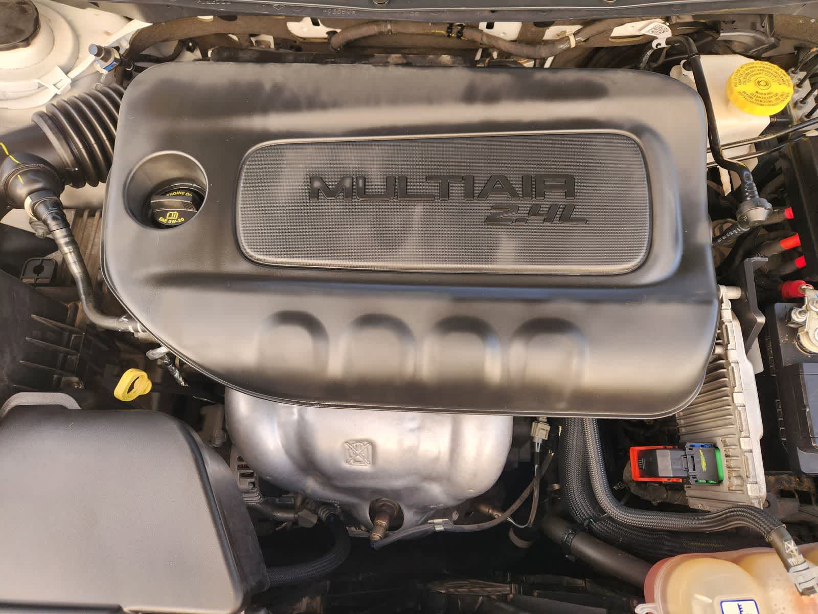 Thumbnail: 2019 Jeep Cherokee - 30