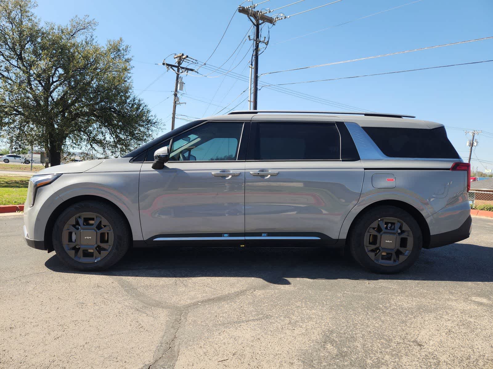 Thumbnail: 2026 Kia Carnival - 3