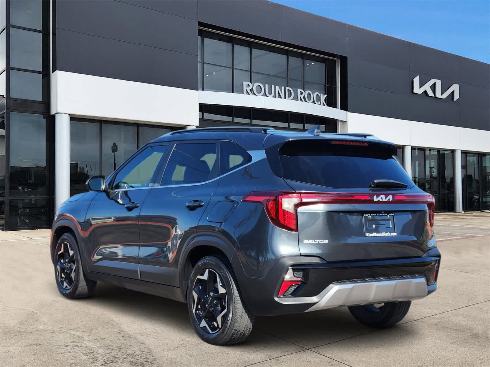 Thumbnail: 2024 Kia Seltos - 6