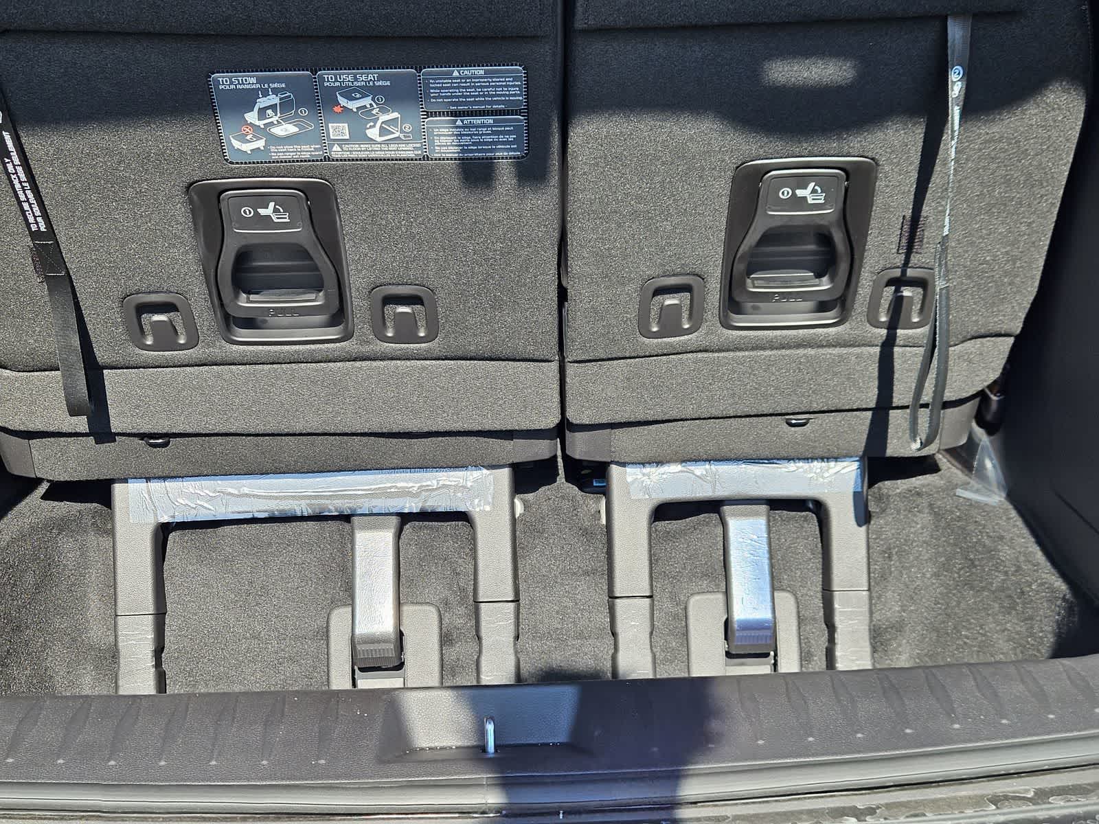 2027 Kia Carnival LXS - Photo 21