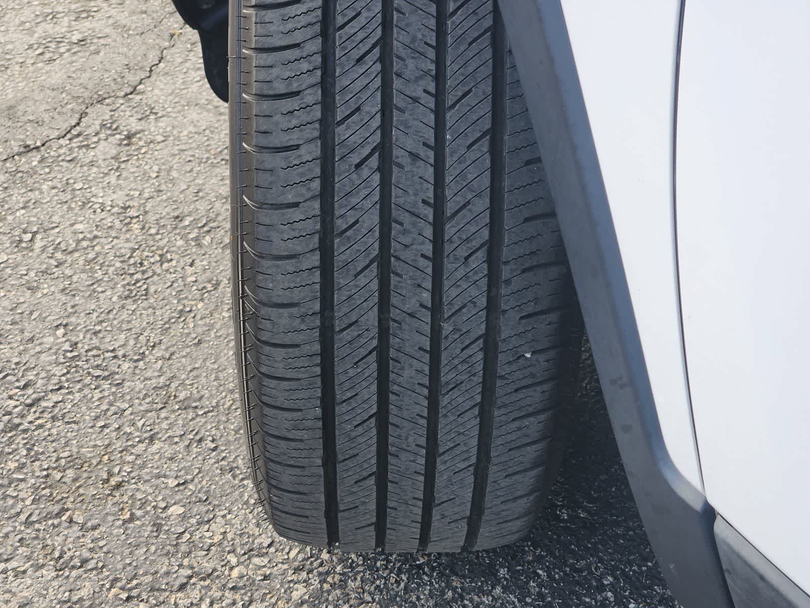 Thumbnail: 2019 Jeep Cherokee - 10