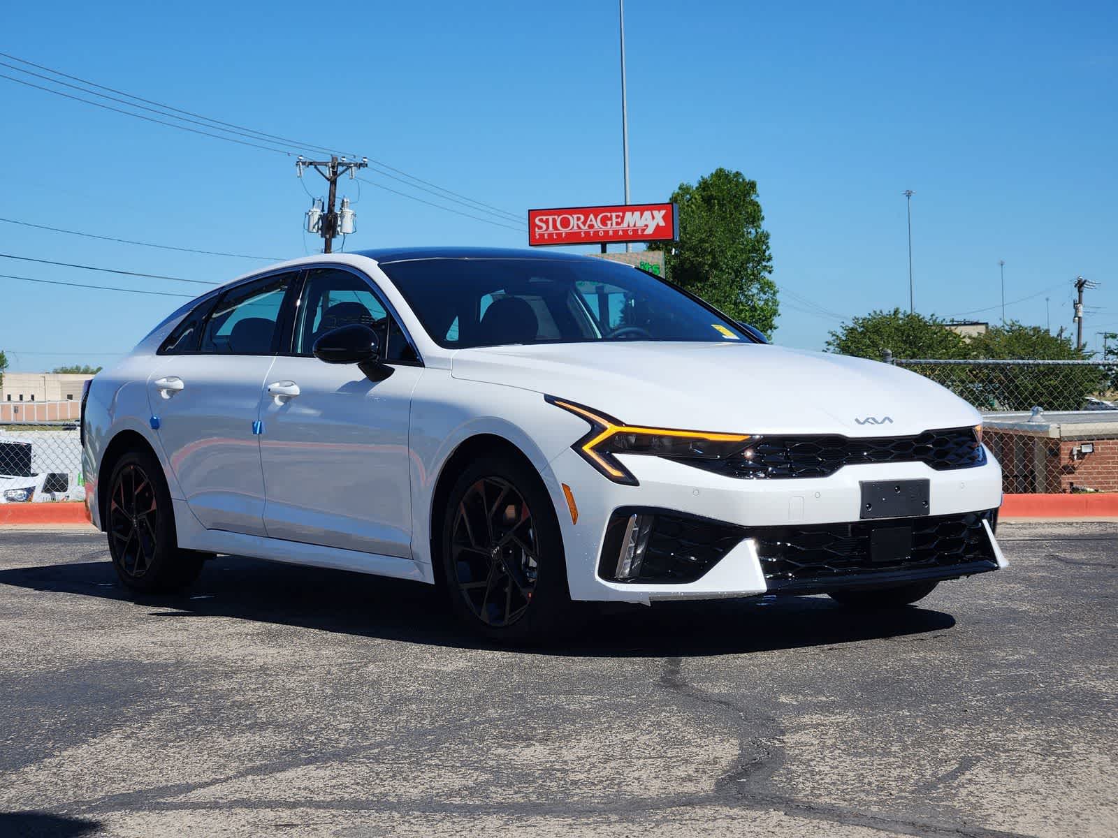 Thumbnail: 2026 Kia K5 - 2