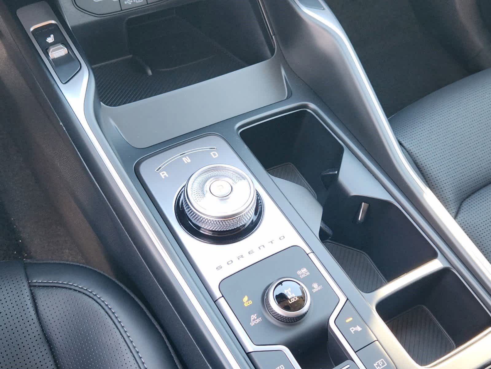 Thumbnail: 2025 Kia Sorento - 15