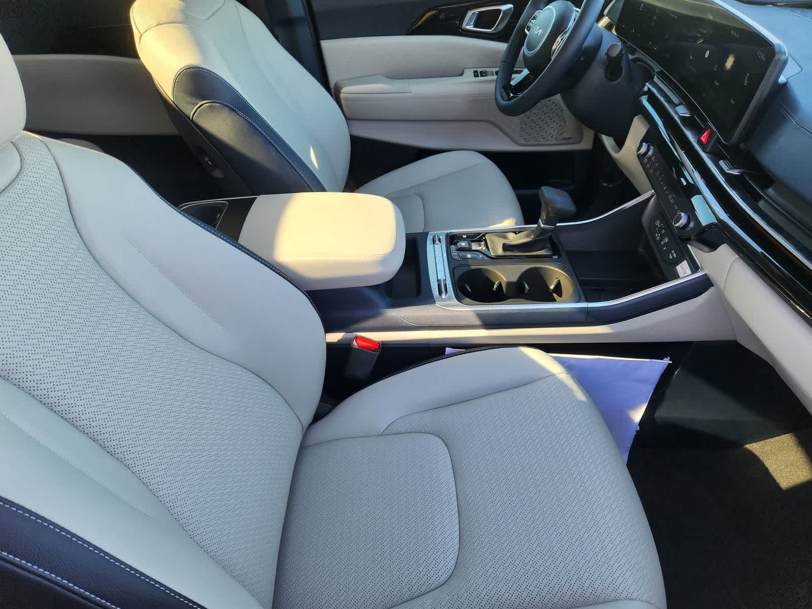 Thumbnail: 2026 Kia Carnival - 12