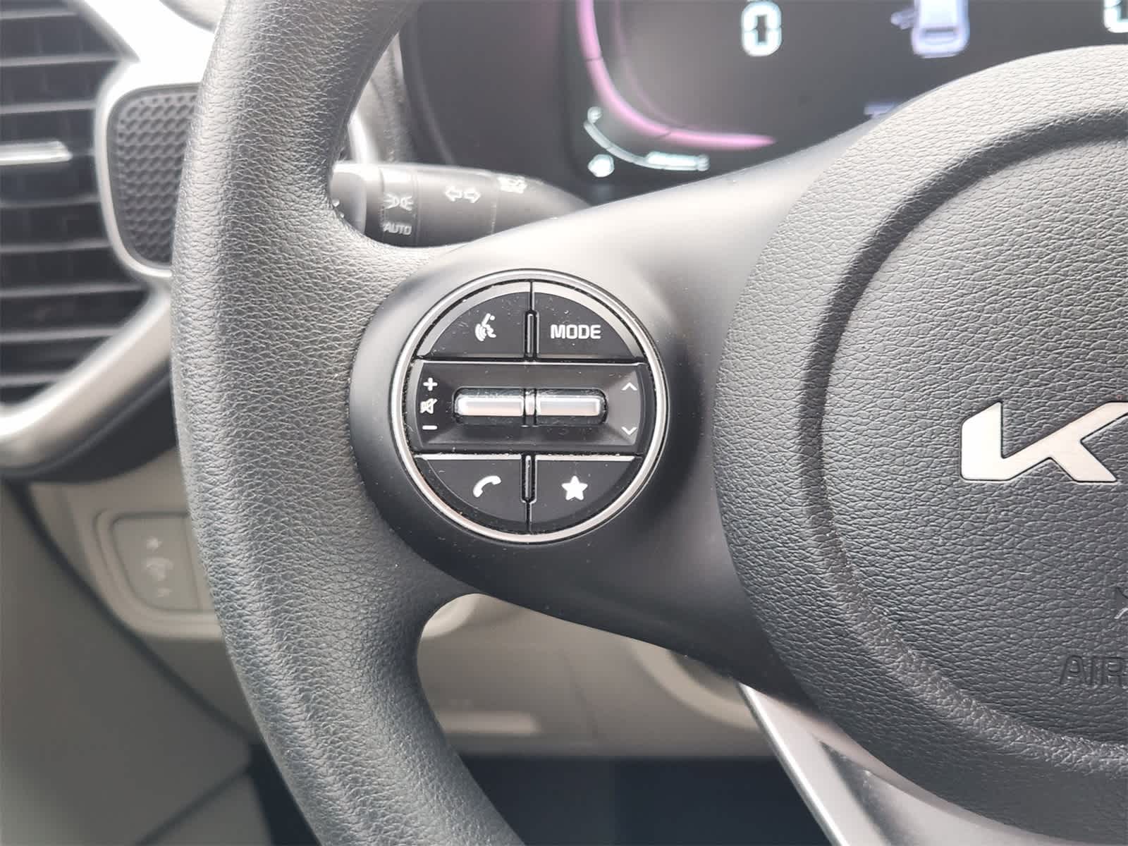 Thumbnail: 2023 Kia Soul - 24