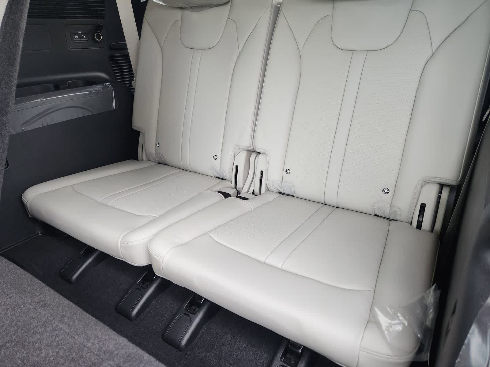 Thumbnail: 2026 Kia Sorento - 29