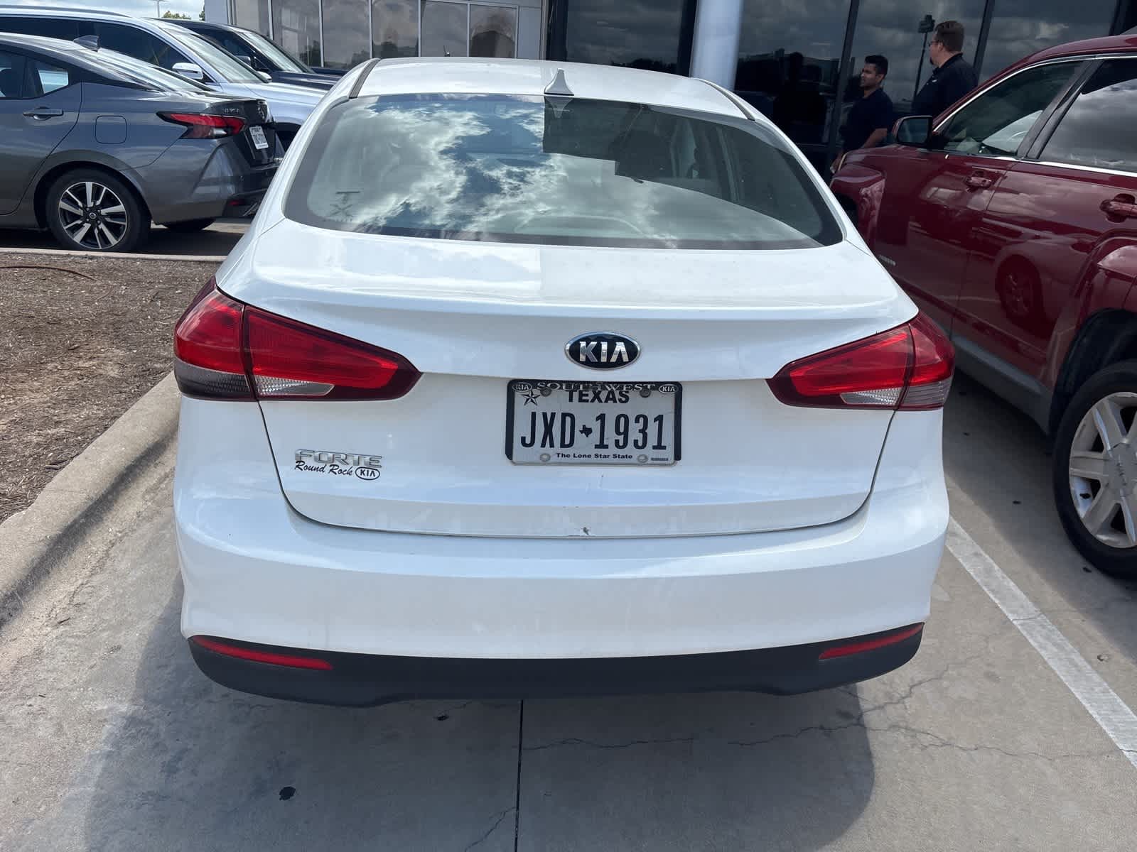 Thumbnail: 2017 Kia Forte - 5