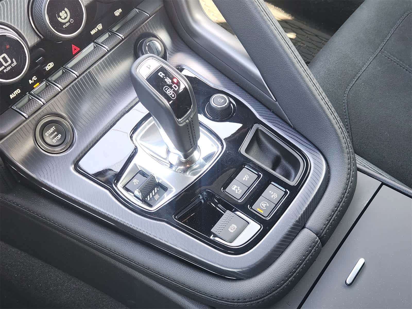 2024 Jaguar F-Type R-Dynamic 20