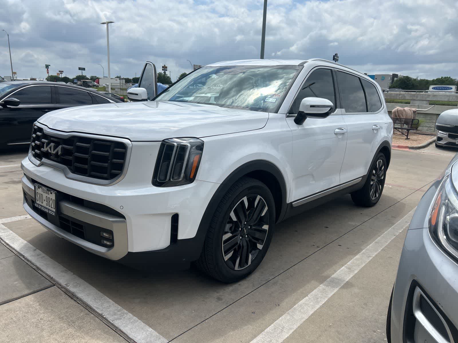 Thumbnail: 2023 Kia Telluride - 1