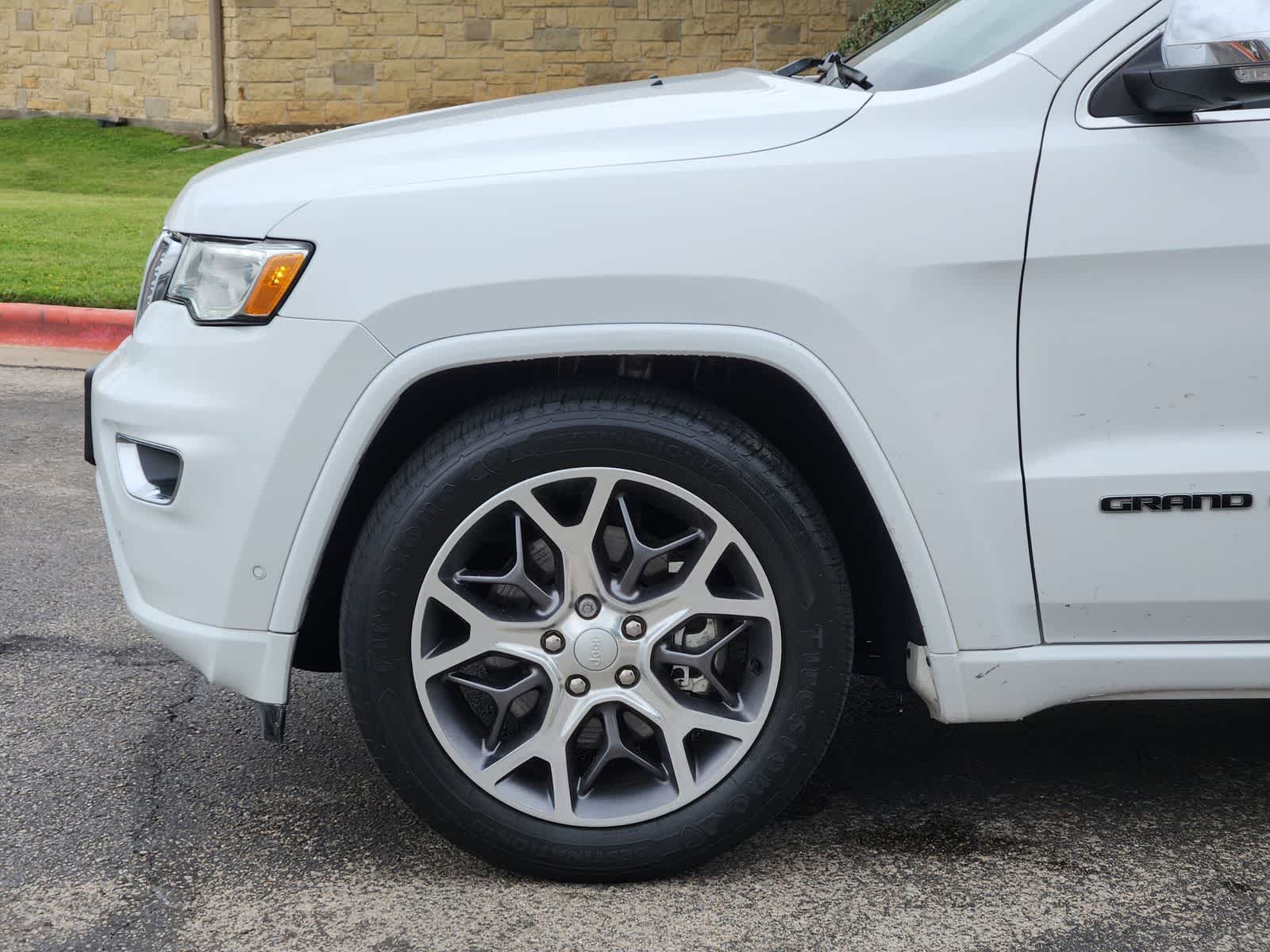 Thumbnail: 2021 Jeep Grand Cherokee - 8