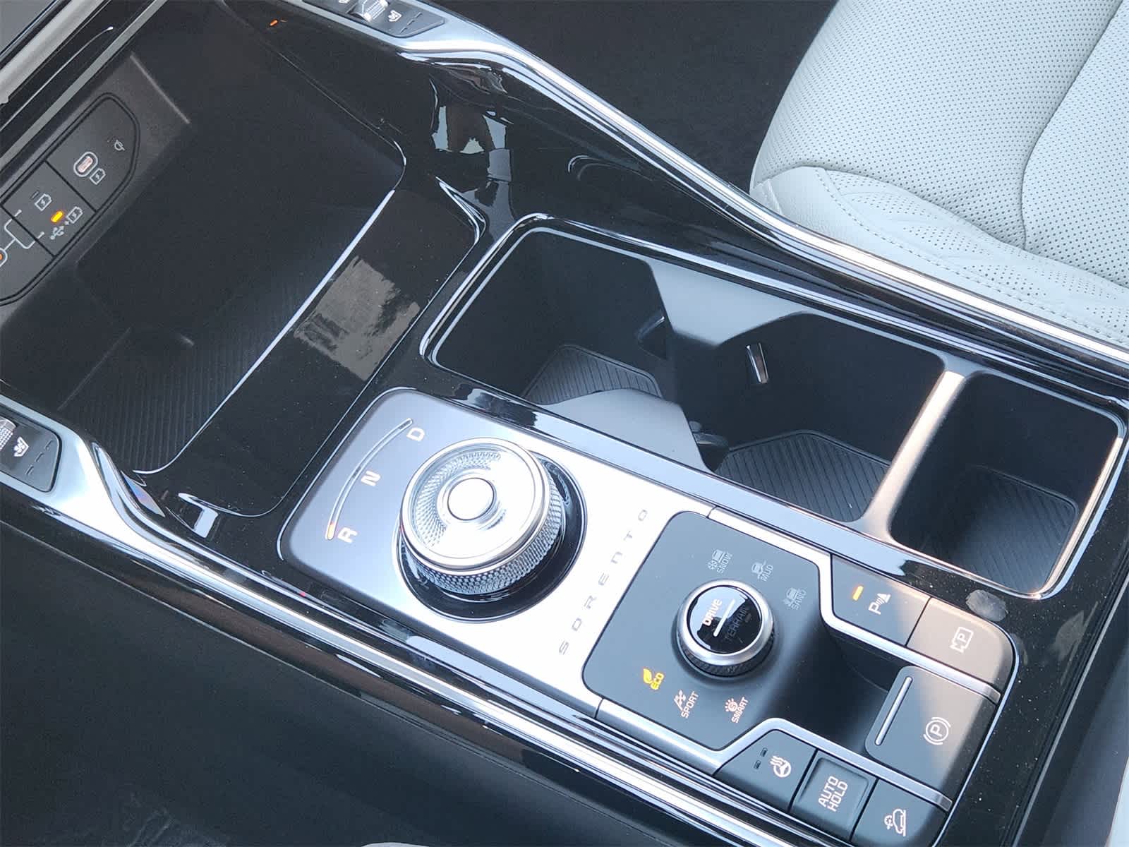 Thumbnail: 2026 Kia Sorento - 16