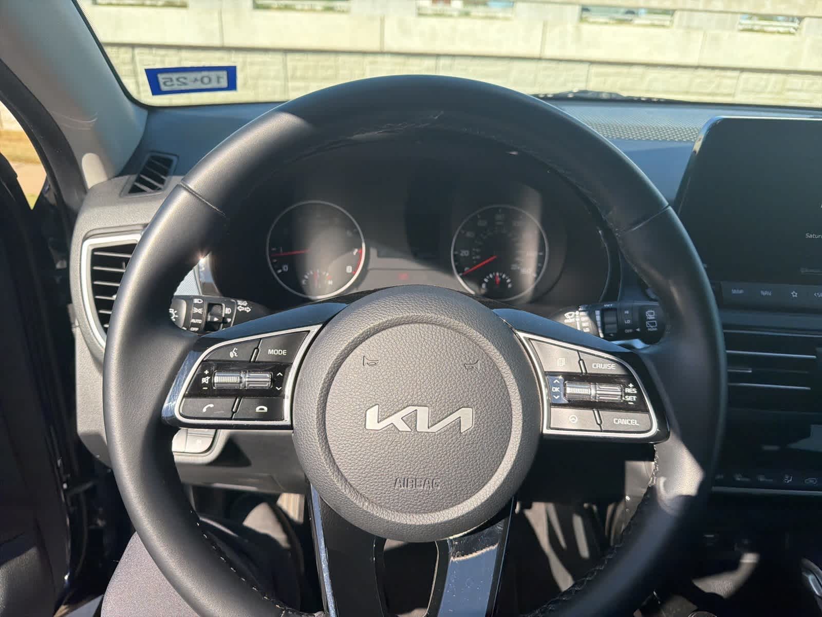 Thumbnail: 2022 Kia Seltos - 6