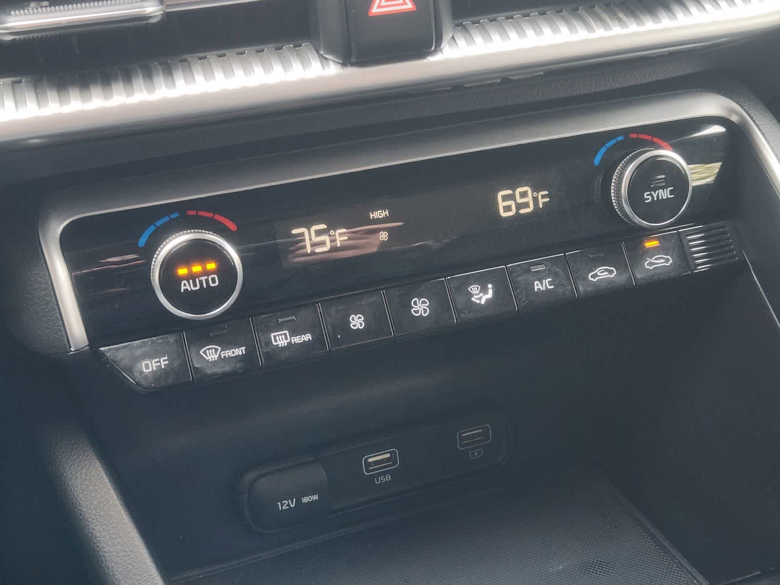 Thumbnail: 2023 Kia K5 - 18