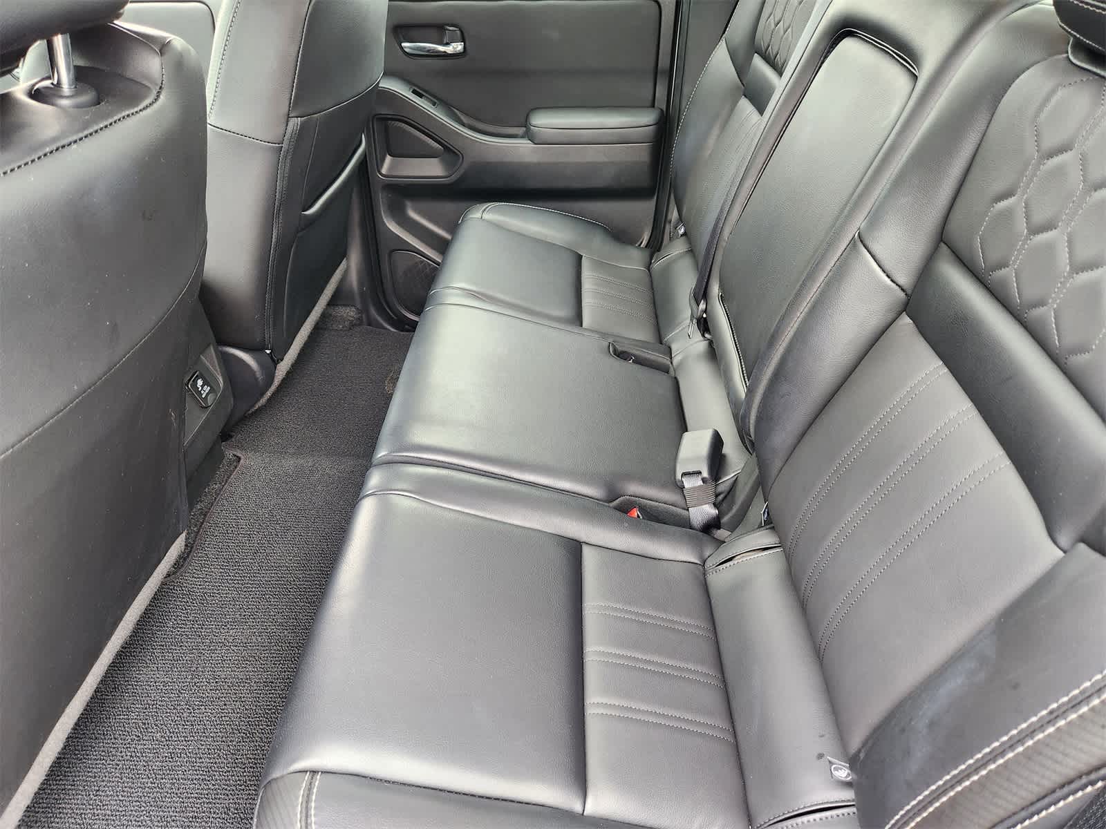 Thumbnail: 2024 Nissan Frontier - 25