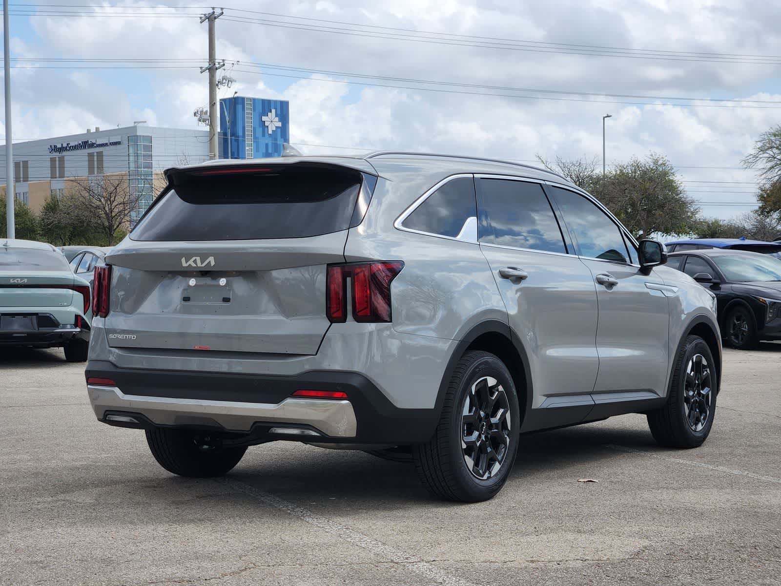 Thumbnail: 2026 Kia Sorento - 5
